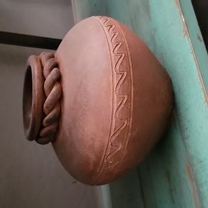 Clay pot for CO